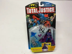 Total Justice Huntress 1997 Kenner DC Actionfigur Sealed Neu 63800 63823 - Bild 1 von 4