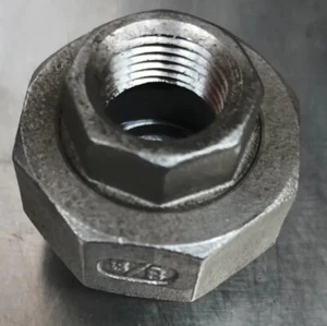 3/8" Threaded Union 304 Stainless Steel - Picture 1 of 5