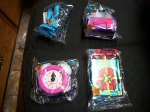 Kompletter Satz von 4 1998 Blues Clues Subway Spielzeug (blau, Briefkasten, Uhr, Notizbuch) Neu in Verpackung - Bild 1 von 2