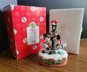 VTG Disney Enesco Musical Mickey Mouse & Minnie Mouse w Lampost Christmas Figure - Picture 1 of 24