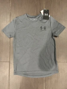 NWT Under Armour Loose Boys YSM  logo Short Sleeve T-Shirt Gray - Picture 1 of 3