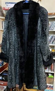 ILGWU Vintage Women’s D Esprit Faux Fur Jacket Size Lg Black And White - Picture 1 of 13