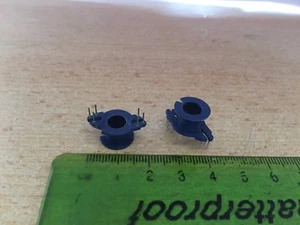 B65808 6 pin Core Former / Bobbin  for RM6 type B65807 Cores   2 pieces    Z1604 - Picture 1 of 1