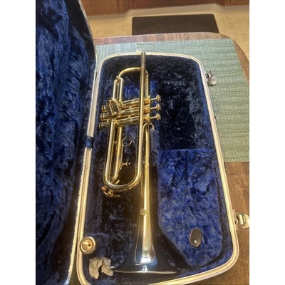 Vintage VOX Ampliphonic Bb Trompete mit Mundstück - Bild 1 von 4