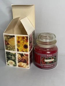 Yankee Candle Hollyberry Housewarmer Retired Black Band 14.5 oz w/ Original Box - Picture 1 of 5