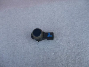 GMC SIERRA 2500 HD FRONT PARKING SENSOR OBJECT SENSOR 2015 2016 2017 2018 OEM - Picture 1 of 7