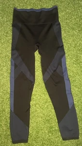 Leggings Victoria’s Secret ROSA cool e comodi medi neri blu elasticizzati senza cuciture - Foto 1 di 3