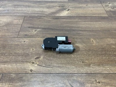 2012-2018 Mercedes-Benz E CLS 400 550 C63AMG Sunroof Drive Unit Actuator OEM - Image 1 of 4