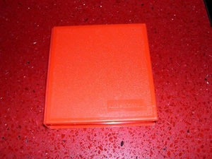 CAJA DE ALMACENAMIENTO DISCO MEDIA MATE ROJO CASI COMO NUEVO - Imagen 1 de 2