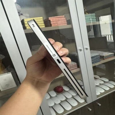 Apple Magic Trackpad 2024 USB-C - Image 1 of 4