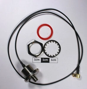 SMA Bulkhead Jack to R/A MCX Jumper - Picture 1 of 3
