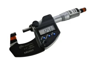 Mitutoyo 293-330-30 1'' Ratchet Stop Micrometer (W/SPC) IP65 - Picture 1 of 6