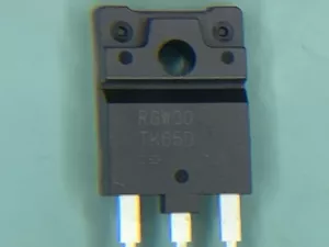 30 ROHM RGW00TK65DGVC11 NUOVO Igbt, Singolo, 650V, 45A, To-3Pfm; Collettore DC 45A - Foto 1 di 3