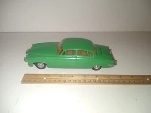 1960 UNBRANDED TAT #713 green Jaguar PLASTIC FRICTION  HONG KONG - Picture 1 of 8
