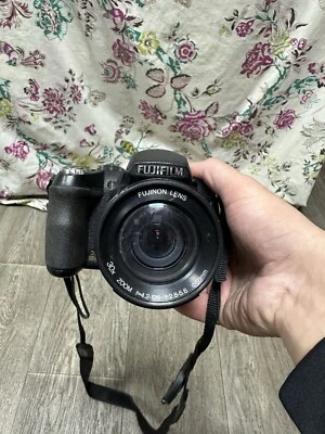 Fujifilm FinePix HS Series HS10 10.3MP Digital Camera - Black. Partially working - Image 1 of 4