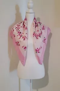 Beautiful Pink Flower Print Vintage Silky Scarf ๐ 30"inch. - Picture 1 of 17