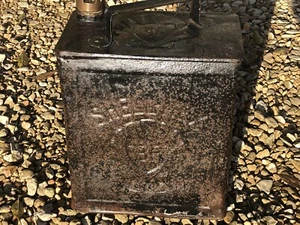 Vintage Petrol Can BP Shell Mex with Shell Mex Cap 1935 - Picture 1 of 8