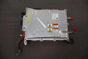 Convertidor de alto voltaje Tesla Model S DC-DC 2016-2020 OEM 1028665-00-E - Imagen 1 de 17