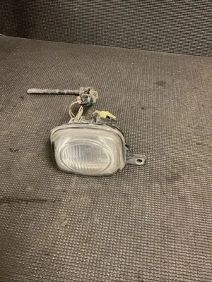 Luz antiniebla Mitsubishi Eclipse 2001 Foto 1 de 3