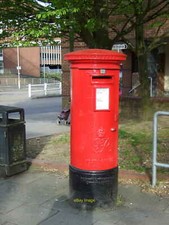 Photo 12x8 George VI postbox, Howard Centre, Welwyn Garden City Postbox No c2017