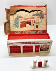 Vintage 1950's Plasticville O/S GO-2 Gas Station Complete with Box - Picture 1 of 5