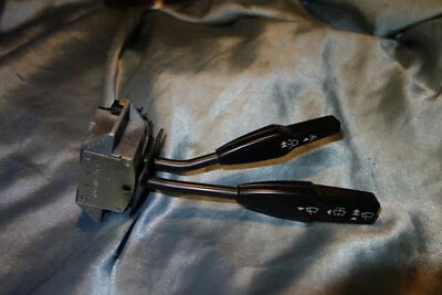 Interruptor de palanca de dirección FORD Taunus Granada 78GG11K665CA interruptor de luz de limpiaparabrisas interruptor  Foto 1 de 4