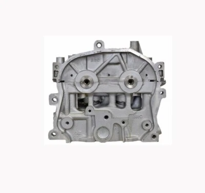 Nissan 1.8 DOHC Cylinder Head COMPLETE Casting # 3RC Sentra 2013 - 2019 Foto 1 de 4