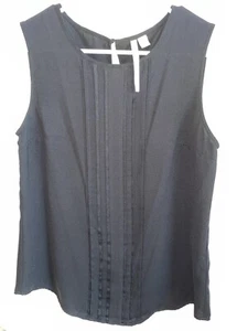 Lauren Conrad Black Sleeveless Blouse Scoop-neck Pleated - Picture 1 of 3