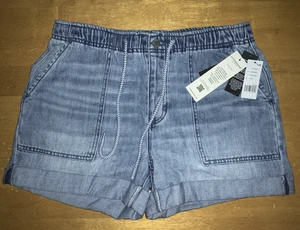 New Liverpool Jeans Women's Denim Rascal Shorts 10 Boylston Wash $79 NWT - Picture 1 of 11