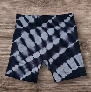 Victoria’s Secret Pink Active Women’s Tie Dye Shorts Size Large Black & Gray - Picture 1 of 5