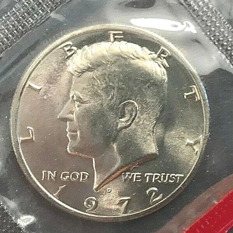 1972 P D S KENNEDY HALF DOLLAR In Mint Cello + PROOF (3 Coins) Cover