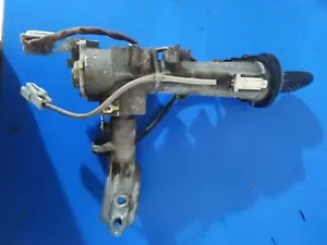 Toyota Land Cruiser 100 Series Amazon Barril de encendido completo con llave RHD - Imagen 1 de 4