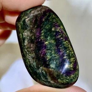 GORGEOUS RARE ROYAL VELVET OBSIDIAN HIGHEST GRADE POLISHED CRYSTAL PALMSTONE - Picture 1 of 4
