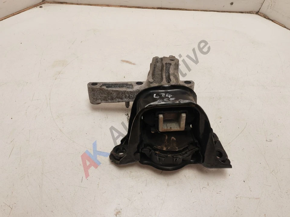 Renault Kadjar 15-22 Engine Mount Right Drivers Offside 1.5 DCI 112848459R - Image 1 of 4