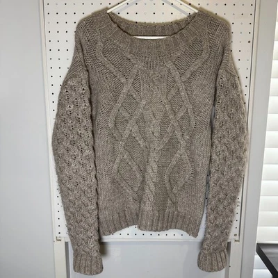 Suéter feminino Garnet Hill pequeno bege gola barco manga longa malha de cabo clássico - Imagem 1 de 4