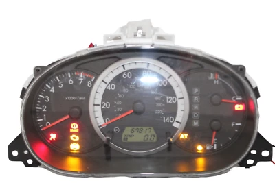 Cuadro de instrumentos velocímetro medidor de panel 06 07 Mazda 5 67.817 millas Foto 1 de 3
