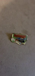 Vintage McDonald's Hamburger University 1" Employee Pin (JP86-E5000 - Picture 1 of 2