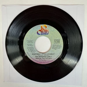 The DeFranco Family - It's A Lovebeat / Sweet, Sweet Loretta 7" 45 rpm Vinyl 70s - Picture 1 of 4