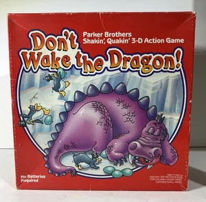 Don't Wake the Dragon Gioco 3D Parker Brothers 1986 FUNZIONA 100% COMPLETO + UOVO EXTRA - Foto 1 di 18