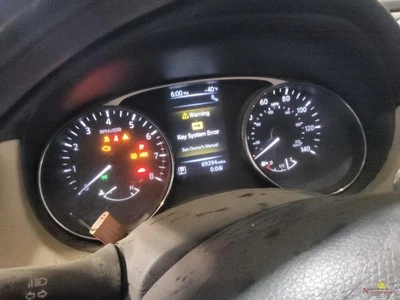 Nissan Rogue 2016 velocímetro cuadro de instrumentos indicadores Foto 1 de 4