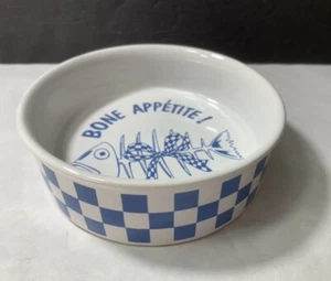 BONE APPETITE PET BOWL CERAMIC STUDIO NOVA BLUE WHITE CHECKS RIBBON FISH - Picture 1 of 6