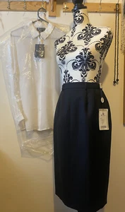 Aquascutum Business 100% SILK Shirt + Black SKIRT 100% wool Made in England 8 UK - Picture 1 of 12