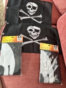 Menge 4 Jack Rackham Piraten Flaggen 2 3'x5' & 2 18"x12" Banner mit Ösen - Bild 1 von 4