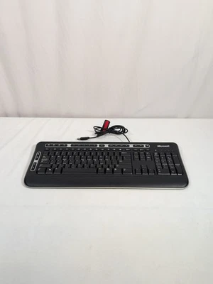 Teclado multimedia digital Microsoft 3000 modelo 1343 USB con cable multimedia  Foto 1 de 4