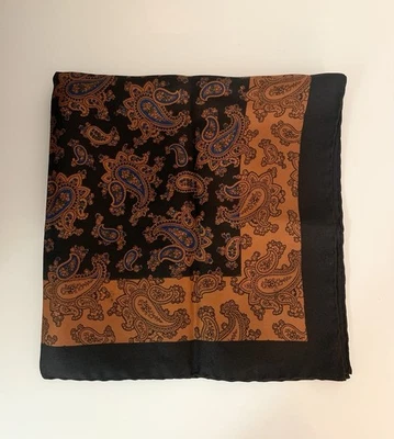 Bufanda de seda enrollada a mano vintage Foto 1 de 3