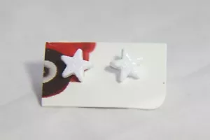 Pendientes (nuevos) ESTRELLAS BRILLANTES BLANCAS 5/16" TACHUELA - Imagen 1 de 1