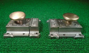 PAIR of NICE ORIGINAL CABINET LATCH w/ TURN KNOBS & MATCHING KEEPERS (20743) - Picture 1 of 9