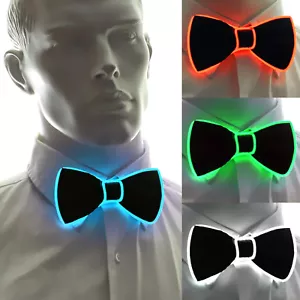 Party LED-Fliege, Leuchtende Fliege, Blinkende Anzugfliege, 4 Farben, ©Ucult - Bild 1 von 24