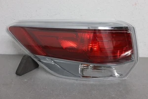 2014 2015 2016 TOYOTA HIGHLANDER LEFT SIDE TAIL LIGHT - Foto 1 di 11