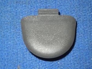 95 - 2003 SAAB NG900 9-3 Convertible Gray  Door Panel Screw Cover 4511119   1F - Bild 1 von 3